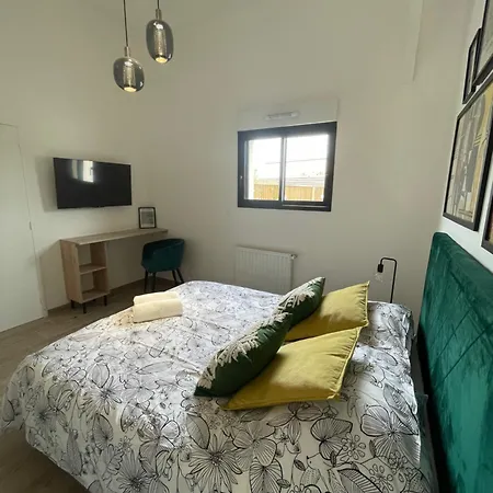 Tamaris Loft House La Meziere